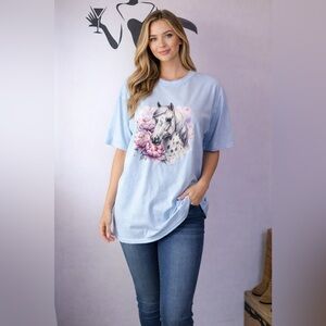 Light Blue Horse Graphic T-Shirt. PTP 23